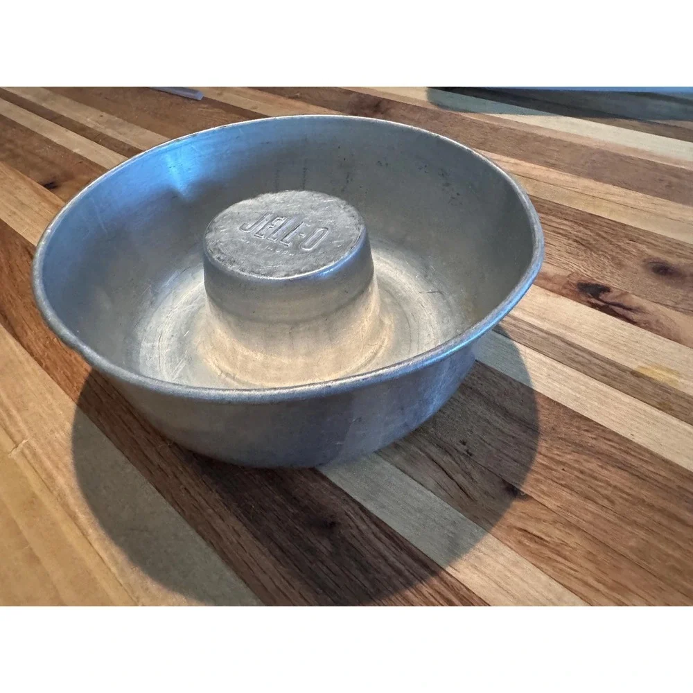 Jello Mold‎ Alluminum Vintage 6.5in Round Desert Dish